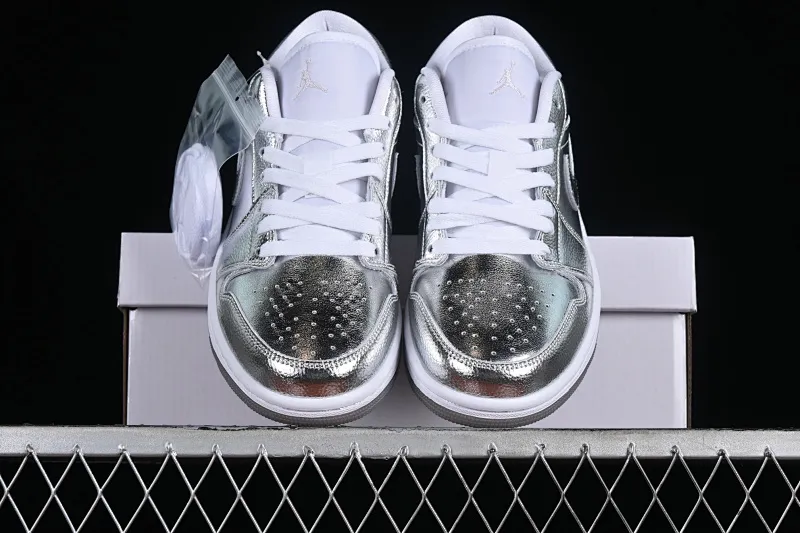 All categories Air Jordan Jordan series basketball shoes Air Jordan 1 Low Air Jordan 1 Low "Metallic Silver" AJ1 Joe 1 gray silver low-top cultural casual sneakers FN5030-001